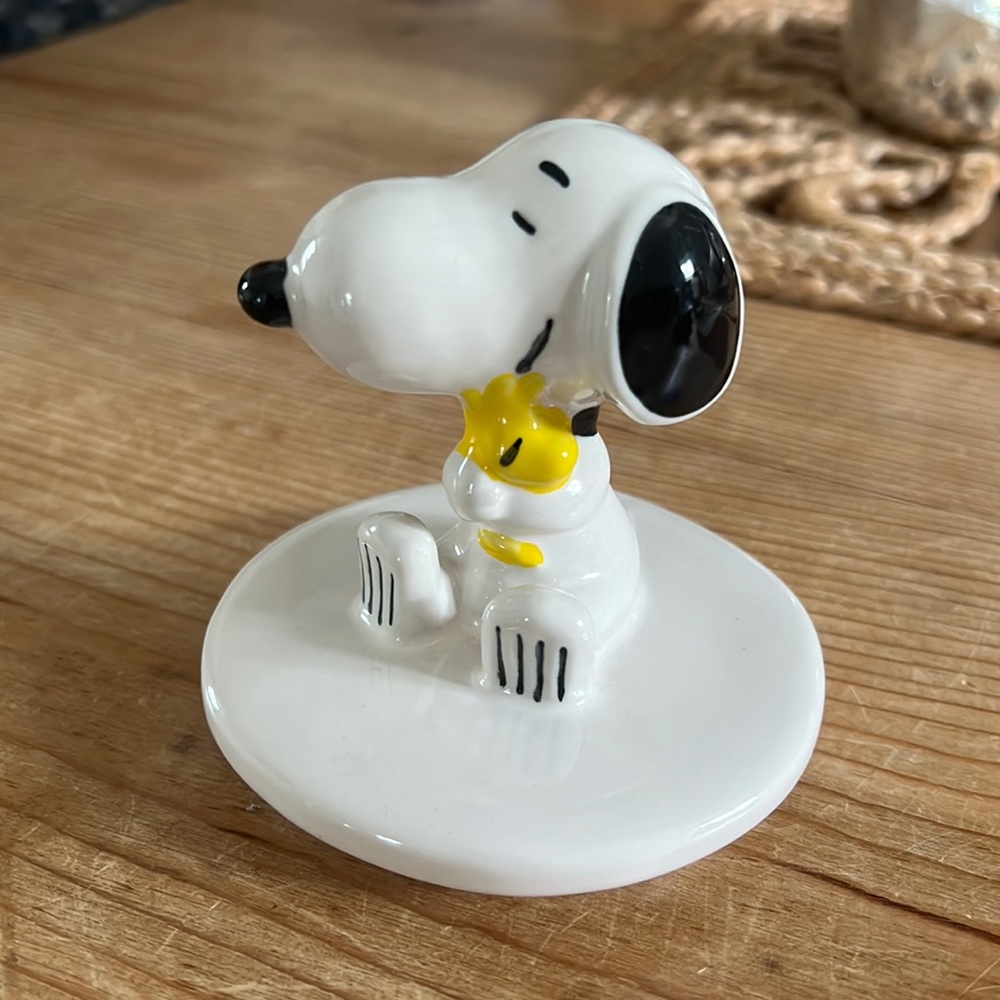 NWOT RAE DUNN SNOOPY TOPPER